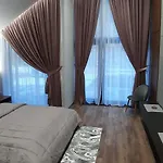 Golden Dreams Vila