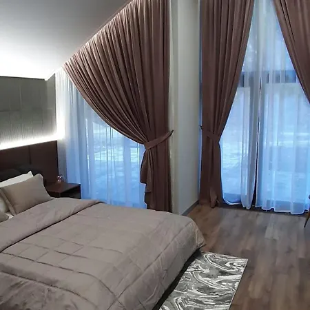 Golden Dreams Villa *