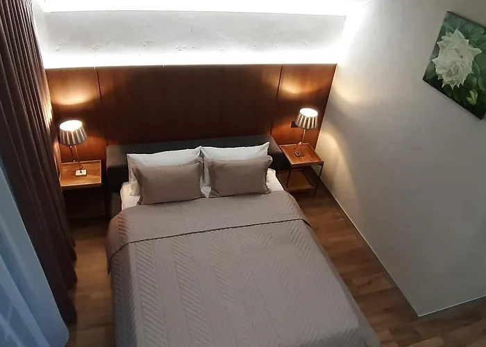 Golden Dreams *